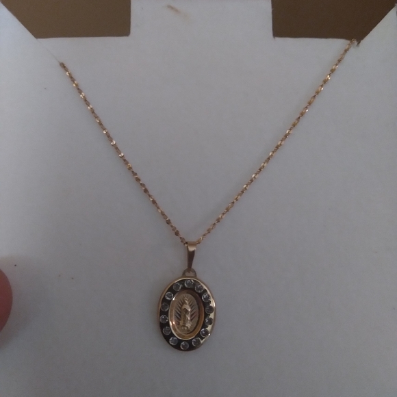10k yellow gold baby/ childs necklace